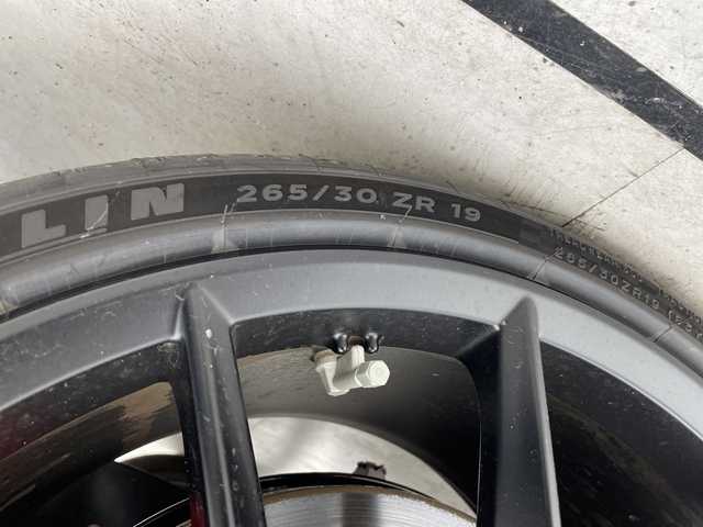 ホンダ シビック タイプR 愛知県 2025(令7)年 0.1千km チャンピオンシップホワイト 登録済未使用車/純正9型ディスプレイオーディオナ/レーダークルーズコントロール/バックカメラ/コーナーセンサー/純正アルミホイール/ETC2.0/ブラインドスポットモニター/LEDヘッドライト/オートマチックハイビーム/キャリパー/衝突軽減システム/フルセグ/Bluetooth/ステアリングスイッチ/スマートキー/プッシュスタート