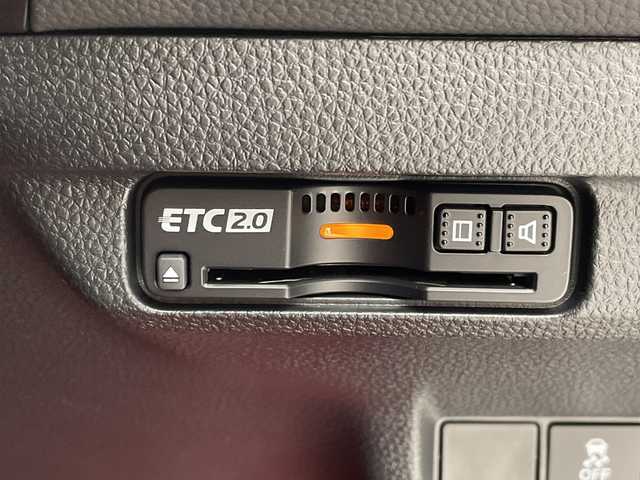 ホンダ シビック タイプR 愛知県 2025(令7)年 0.1千km チャンピオンシップホワイト 登録済未使用車/純正9型ディスプレイオーディオナ/レーダークルーズコントロール/バックカメラ/コーナーセンサー/純正アルミホイール/ETC2.0/ブラインドスポットモニター/LEDヘッドライト/オートマチックハイビーム/キャリパー/衝突軽減システム/フルセグ/Bluetooth/ステアリングスイッチ/スマートキー/プッシュスタート