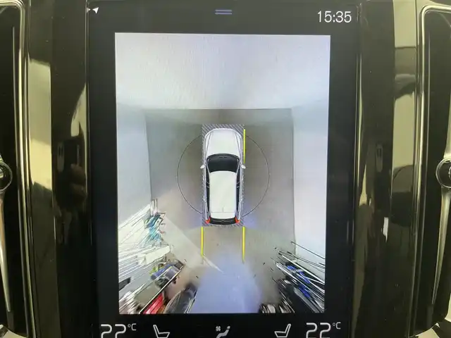 ボルボ ＸＣ６０ D4 AWD インスクリプション 富山県 2018(平30)年 6万km アイボリー 4WD/純正11.2インチナビ/（AM/FM/CD/USB/BT/AppleCarPlay/AndroidAuto）/フルセグTV/アラウンドビューモニター/パノラマルーフ/衝突被害軽減ブレーキ/アダプティブクルーズコントロール/レーンキープアシスト/ブラインドスポットモニター/オートマチックハイビーム/コーナーセンサー前後/電動リアゲート/レザーシート/全席シートヒーター/前席エアシート/前席パワーシート/スマートキー×２/プッシュスタート/純正１９インチAW/社外フロアマット/取扱説明書/保証書