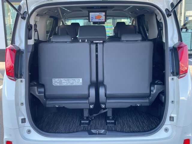 トヨタ アルファード S Cパッケージ 長野県 2022(令4)年 2.5万km ホワイトパールクリスタルシャイン 禁煙車/４WD/モデリスタエアロ（F・S・R）/9インチディスプレイオーディオ/（ナビ機能/CD・DVDデッキ/フルセグTV/Bluetooth）/純正１２インチフリップダウンモニター【V12-R68C】/セーフティセンス/・プリクラッシュセーフティ/・レーントレーシングアシスト/・アダプティブハイビームシステム/・レーダークルーズコントロール/・ロードサインアシスト/・インテリジェントクリアランスソナー/バックカメラ/ビルトインETC2.0/パワーバックドア/両側パワースライドドア/ブラック合皮シート/パワーシート（運転席メモリー機能付）/前席シートヒーター/前席ベンチレーション/ステアリングヒーター/ウッドコンビステアリング/ステアリングスイッチ/３眼LEDヘッドライト/フォグランプ/オートライト/スマートキー/Pスタート/電動格納ミラー/純正１８インチAW/純正フロアマット