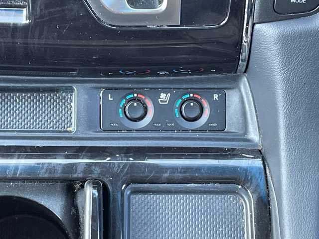 トヨタ アルファード S Cパッケージ 長野県 2022(令4)年 2.5万km ホワイトパールクリスタルシャイン 禁煙車/４WD/モデリスタエアロ（F・S・R）/9インチディスプレイオーディオ/（ナビ機能/CD・DVDデッキ/フルセグTV/Bluetooth）/純正１２インチフリップダウンモニター【V12-R68C】/セーフティセンス/・プリクラッシュセーフティ/・レーントレーシングアシスト/・アダプティブハイビームシステム/・レーダークルーズコントロール/・ロードサインアシスト/・インテリジェントクリアランスソナー/バックカメラ/ビルトインETC2.0/パワーバックドア/両側パワースライドドア/ブラック合皮シート/パワーシート（運転席メモリー機能付）/前席シートヒーター/前席ベンチレーション/ステアリングヒーター/ウッドコンビステアリング/ステアリングスイッチ/３眼LEDヘッドライト/フォグランプ/オートライト/スマートキー/Pスタート/電動格納ミラー/純正１８インチAW/純正フロアマット