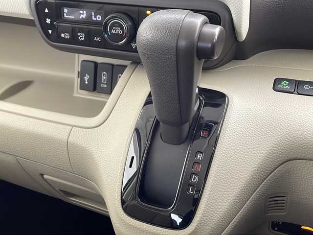 ホンダ Ｎ ＢＯＸ G EX ホンダセンシング 千葉県 2018(平30)年 1万km プレミアムホワイトパールⅡ 純正ナビ/AM/FM/CD/DVD/BT/USB/フルセグTV/レーダークルーズコントロール/レーンキープアシスト/衝突被害軽減ブレーキ/両側パワースライドドア/LEDヘッドライト/ビルトインETC/純正ドライブレコーダー/SD無し/コーナーセンサー