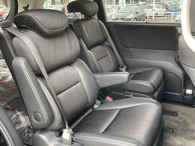 ホンダ オデッセイ アブソルート EX 石川県 2015(平27)年 8.7万km 黒 純正8型ナビ/フルセグTV/バックカメラ/LEDヘッドライト/両側パワースライドドア/純正アルミホイール/ホンダセンシング/レーダークルーズ/コンフォートビューパッケージ/フリップダウンモニター/スタッドレス＆AW積み込み/ビルトインETC/ブラインドスポットモニター/保証書