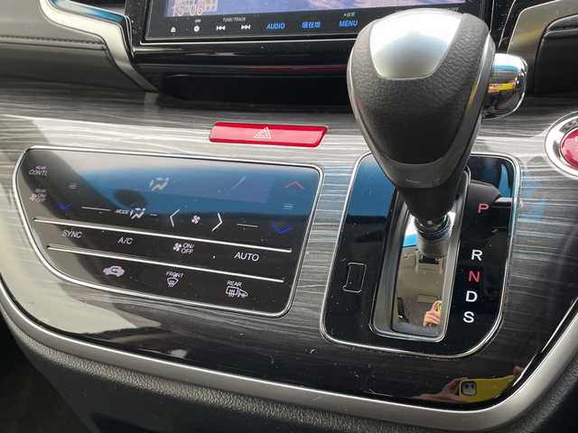 ホンダ オデッセイ アブソルート EX 石川県 2015(平27)年 8.7万km 黒 純正8型ナビ/フルセグTV/バックカメラ/LEDヘッドライト/両側パワースライドドア/純正アルミホイール/ホンダセンシング/レーダークルーズ/コンフォートビューパッケージ/フリップダウンモニター/スタッドレス＆AW積み込み/ビルトインETC/ブラインドスポットモニター/保証書