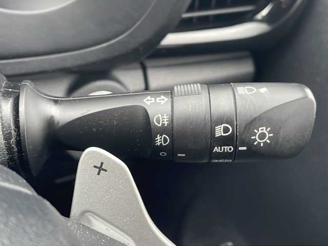 トヨタ ハイラックス Z GRスポーツ 三重県 2022(令4)年 4.1万km スーパーホワイトⅡ 純正ナビ /全周囲カメラ/GRハーフレザーシート /ETC /前後ドライブレコーダー /社外レーダー探知機 /コーナーセンサー /パワーシート /USB給電 /スペアキー /クルーズコントロール /革巻きステアリング/ステアリングスイッチ/LEDヘッドライト /電動格納ミラー/禁煙車