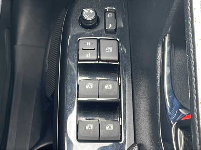 トヨタ ハイラックス Z GRスポーツ 三重県 2022(令4)年 4.1万km スーパーホワイトⅡ 純正ナビ /全周囲カメラ/GRハーフレザーシート /ETC /前後ドライブレコーダー /社外レーダー探知機 /コーナーセンサー /パワーシート /USB給電 /スペアキー /クルーズコントロール /革巻きステアリング/ステアリングスイッチ/LEDヘッドライト /電動格納ミラー/禁煙車