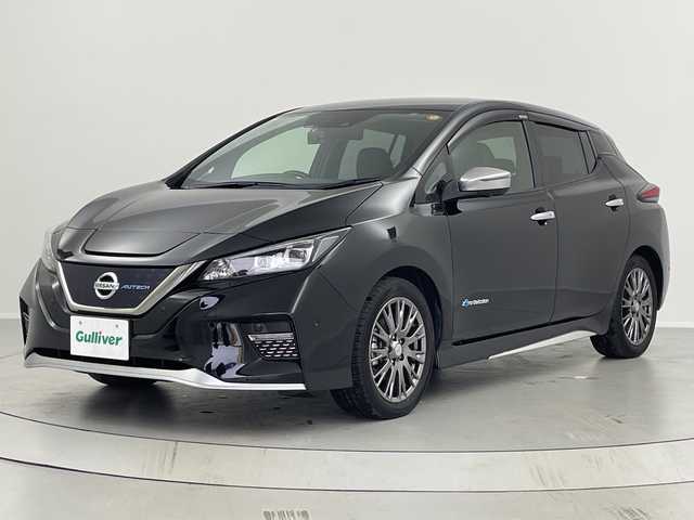 日産 リーフ オーテック 福島県 2020(令2)年 4.1万km スーパーブラック /禁煙車//純正ナビゲーション　//全方位カメラ　//エマージェンシーブレーキ　//プロパイロット　//シートヒーター　//ドライブレコーダー　//ＥＴＣ２．０　//ブラインドスポットモニター　//デジタルインナーミラー//パーキングアシスト