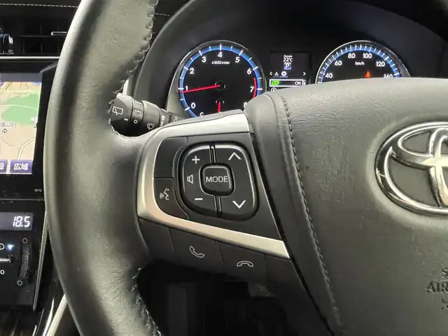 トヨタ ハリアー エレガンス 熊本県 2015(平27)年 8.3万km ホワイトパールクリスタルシャイン ワンオーナー/純正ナビ/　DVD/BD/CD/SD/MSV/BT/USB/AUX/フルセグTV/バックカメラ/JBLサウンド/純正LEDヘッドライト/純正フォグランプ/オートライト/社外20インチアルミホイール（RAYS）/ダウンサス(純正あり)/モデリスタエアロ/社外グリル（純正あり)/ハーフレザーシート/右前席パワーシート/革巻きステアリング/ステアリングスイッチ/横滑り防止/アイドリングストップ/スマートキー×２/ビルトインETC/純正フロアマット/純正ドアバイザー/電動格納ウインカードアミラー(オート機能付き)