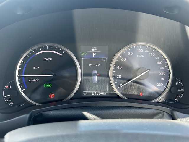 レクサス ＮＸ 300h Iパッケージ 岩手県 2014(平26)年 6.5万km ソニッククォーツ ワンオーナー/純正ナビ *CD/DVD/SD/AUX/USB/BT/ラジオ/フルセグテレビ /全方位モニター/プリクラッシュセーフティ/オートハイビーム/クルーズコントロール/ブラインドスポットモニター/コーナーセンサー /パワーバックドア/ハンドルヒーター/前席シートヒーター/前席パワーシート（D席メモリー機能付き）/AC100V電源/パドルシフト/ステアリングスイッチ/スマートキー（×2）/レザーシート/ETC/純正17inアルミホイール/純正フロアマット/純正トノカバー/LEDヘッドライト/フォグランプ/ドアバイザー