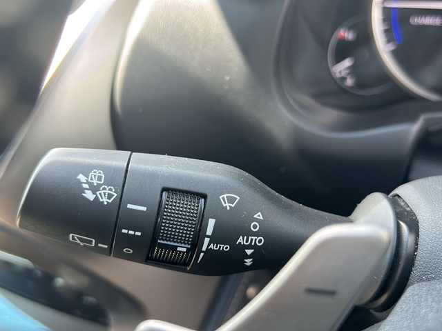 レクサス ＮＸ 300h Iパッケージ 岩手県 2014(平26)年 6.5万km ソニッククォーツ ワンオーナー/純正ナビ *CD/DVD/SD/AUX/USB/BT/ラジオ/フルセグテレビ /全方位モニター/プリクラッシュセーフティ/オートハイビーム/クルーズコントロール/ブラインドスポットモニター/コーナーセンサー /パワーバックドア/ハンドルヒーター/前席シートヒーター/前席パワーシート（D席メモリー機能付き）/AC100V電源/パドルシフト/ステアリングスイッチ/スマートキー（×2）/レザーシート/ETC/純正17inアルミホイール/純正フロアマット/純正トノカバー/LEDヘッドライト/フォグランプ/ドアバイザー
