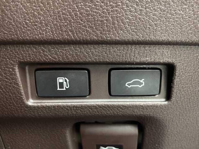 レクサス ＥＳ 300h バージョンL 広島県 2019(令1)年 7.4万km グラファイトブラックガラスフレーク 禁煙/マークレビンソン/レクサスセーフティシステム+/・プリクラッシュセーフティ/・レーンディパーチャーアラート/・レーントレーシングアシスト/・先行車発進告知/・ロードサインアシスト/BSM/クリアランスソナー/ヘッドアップディスプレイ/サンルーフ/デジタルインナーミラー/純正ナビ/・フルセグ/CD/DVD/Blu-ray/BT/・USB/AUX/SD/サウンドトラック/パノラミックビューモニター/ウッドコンビステアリング/ステアリングスイッチ/オートライト/シートヒーター／ベンチレーション/パワーシート/シートメモリー/茶革シート/純正ドライブレコーダー/ＥＴＣ２．０/３眼ＬＥＤヘッドライト/シーケンシャルターンランプ/純正フロアマット/スマートキー/プッシュスタート/スペアキー/OPリアスポイラー/純正18インチアルミホイール