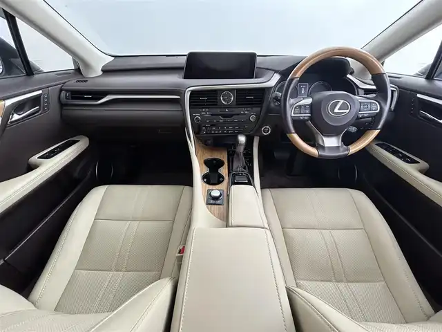 レクサス ＲＸ 450h バージョンL 道央・札幌 2017(平29)年 2.3万km ソニッククォーツ ・４WD/・メーカーナビ/・CD＆DVD＆フルセグTV＆BT/・本革シート/・D+N席シートヒーター＆ベンチレーション/・D+N席パワーシート/・衝突軽減ブレーキ/・ヘッドアップディスプレイ/・レーダークルーズコントロール/・コーナーセンサー/・パワーバックドア/・三眼LEDヘッドライト/・横滑り防止機能/・盗難防止システム/・オートライト/・オートハイビーム/・レーンアシスト/・純正アルミホイール/・純正フロアマット/・ドライブレコーダー前後/・ETC２.０/・スマートキー＆プッシュスタート/・スペア＆カードキー/・純正エンジンスターター