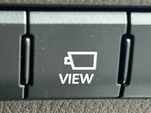 レクサス ＲＸ 450h バージョンL 道央・札幌 2017(平29)年 2.3万km ソニッククォーツ ・４WD/・メーカーナビ/・CD＆DVD＆フルセグTV＆BT/・本革シート/・D+N席シートヒーター＆ベンチレーション/・D+N席パワーシート/・衝突軽減ブレーキ/・ヘッドアップディスプレイ/・レーダークルーズコントロール/・コーナーセンサー/・パワーバックドア/・三眼LEDヘッドライト/・横滑り防止機能/・盗難防止システム/・オートライト/・オートハイビーム/・レーンアシスト/・純正アルミホイール/・純正フロアマット/・ドライブレコーダー前後/・ETC２.０/・スマートキー＆プッシュスタート/・スペア＆カードキー/・純正エンジンスターター