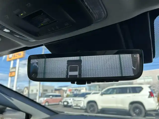 トヨタ プリウス Z 福島県 2023(令5)年 2万km プラチナホワイトパールマイカ ワンオーナー/4WD/Wサンルーフ/予防安全パッケージ/・プリクラッシュセーフティ/・レーダークルーズコントロール/・ロードサインアシスト/・レーンディパーチャーアラート/・オートマチックハイビーム/純正12.3インチコネクティッドナビゲーション/ブラインドスポットモニター/パノラミックビューモニター/純正デジタルインナーミラー/パワーバックドア/レザーシート/・運転席メモリ機能付きパワーシート/・前席シートヒーター/・前席エアシート/革巻きステアリング/・ステアリングヒーター/・ステアリングリモコン/スマートキー/・プッシュスタート/・スペアキー/LEDヘッドライト/・オートライト/・オートハイビーム/・フォグランプ/新車時保証書/取扱説明書