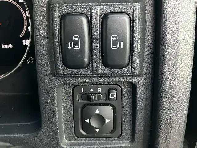 三菱 デリカＤ：５ D－Power package 道南・函館 2016(平28)年 5.5万km ダイヤモンドブラックマイカ /純正ナビ//フルセグTV//バックカメラ//ドライブレコーダー前後//ETC//オートクルーズコントロール//両側パワースライドドア//前席シートヒーター//ルーフラック//リアラダー//パドルシフト//HIDヘッドライト//オートライト//スマートキー