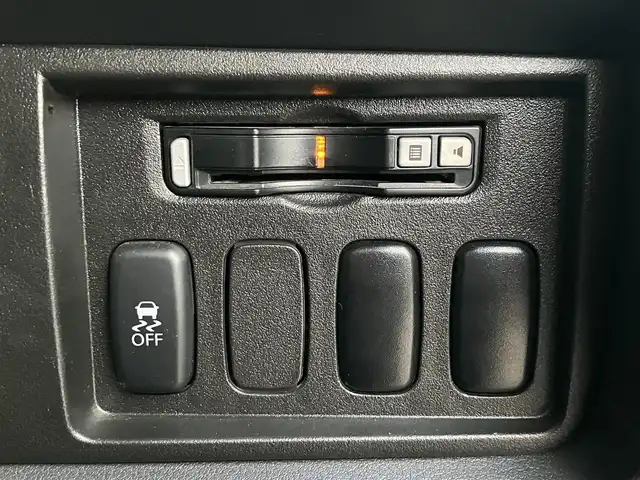 三菱 デリカＤ：５ D－Power package 道南・函館 2016(平28)年 5.5万km ダイヤモンドブラックマイカ /純正ナビ//フルセグTV//バックカメラ//ドライブレコーダー前後//ETC//オートクルーズコントロール//両側パワースライドドア//前席シートヒーター//ルーフラック//リアラダー//パドルシフト//HIDヘッドライト//オートライト//スマートキー