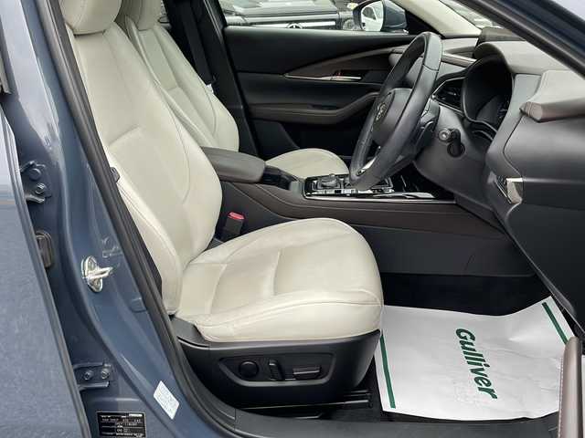 マツダ ＣＸ－３０ 20S Lパッケージ 東京都 2020(令2)年 5.5万km ポリメタルグレーM ワンオーナー/新車時保証書　整備記録簿/取扱説明書　ナビ説明書/スマートブレーキサポート/AT誤発進抑制制御【前/後】/レーンキープアシストシステム/レーダークルーズコントロール/ブラインドスポットモニタリング/アイドリングストップ/純正SDナビ/フルセグTV/CD/DVD/USB/BT/HDMI/360度カメラ　ETC/ドライブレコーダー【前後】/レザーシート/シートヒーター/運転席パワーシート/パワーバックドア/LEDヘッドライト/オートライト/スマートキー×2/パドルシフト付皮巻きハンドル/サイド/カーテンエアバック/横滑り防止装置/純正18インチアルミ