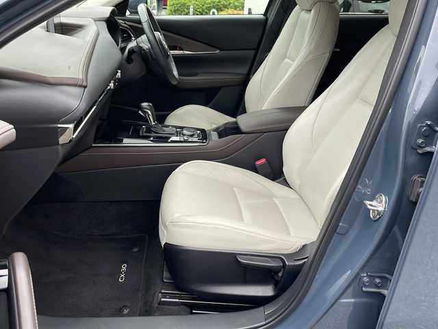 マツダ ＣＸ－３０ 20S Lパッケージ 東京都 2020(令2)年 5.5万km ポリメタルグレーM ワンオーナー/新車時保証書　整備記録簿/取扱説明書　ナビ説明書/スマートブレーキサポート/AT誤発進抑制制御【前/後】/レーンキープアシストシステム/レーダークルーズコントロール/ブラインドスポットモニタリング/アイドリングストップ/純正SDナビ/フルセグTV/CD/DVD/USB/BT/HDMI/360度カメラ　ETC/ドライブレコーダー【前後】/レザーシート/シートヒーター/運転席パワーシート/パワーバックドア/LEDヘッドライト/オートライト/スマートキー×2/パドルシフト付皮巻きハンドル/サイド/カーテンエアバック/横滑り防止装置/純正18インチアルミ