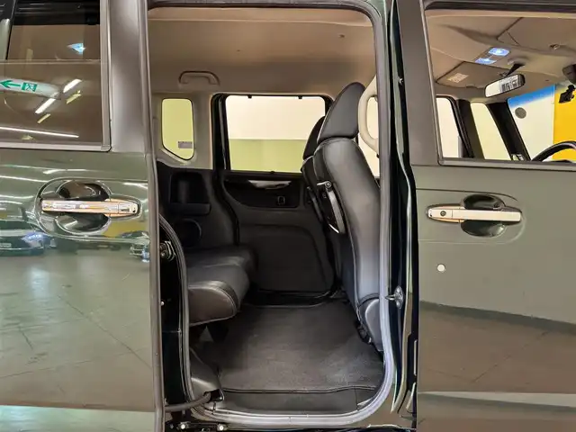 ホンダ Ｎ ＢＯＸ カスタム G ターボSSパッケージ 群馬県 2017(平29)年 7.5万km ブリティッシュグリーンP ホンダセンシング/・衝突軽減ブレーキ/・クルーズコントロール/・オートライト/純正7インチナビ/・AM/FM/ワンセグTV/・CD/Bluetooth/USB/両側電動スライドドア/バックカメラ/前席シートヒーター/HIDヘッドライト/LEDフォグランプ/パドルシフト/ETC/純正フロアマット/スマートキー/プッシュスタート