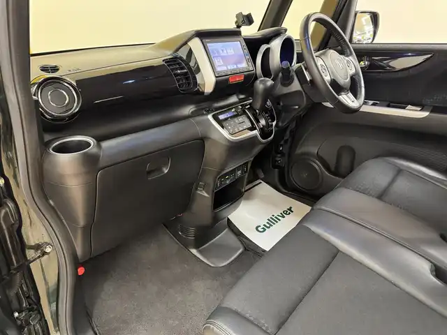 ホンダ Ｎ ＢＯＸ カスタム G ターボSSパッケージ 群馬県 2017(平29)年 7.5万km ブリティッシュグリーンP ホンダセンシング/・衝突軽減ブレーキ/・クルーズコントロール/・オートライト/純正7インチナビ/・AM/FM/ワンセグTV/・CD/Bluetooth/USB/両側電動スライドドア/バックカメラ/前席シートヒーター/HIDヘッドライト/LEDフォグランプ/パドルシフト/ETC/純正フロアマット/スマートキー/プッシュスタート