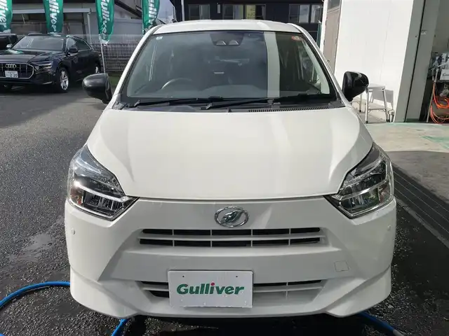 ダイハツ ミラ イース X SAⅢ 宮城県 2017(平29)年 4.7万km ホワイト 社外SDナビ/FM/AM/BT/コーナーセンサー/横滑り防止装置/衝突被害軽減システム/アイドリングストップ/LEDライト/オートマチックハイビーム/盗難防止装置/純正スチール冬タイヤ14インチ/社外アルミ夏タイヤ14インチ/電動格納ミラー/前後ドライブレコーダー/フロアマット/ETC