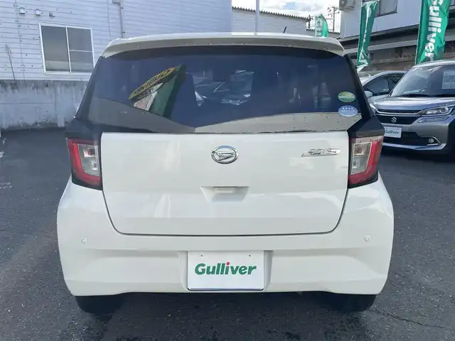 ダイハツ ミラ イース X SAⅢ 宮城県 2017(平29)年 4.7万km ホワイト 社外SDナビ/FM/AM/BT/コーナーセンサー/横滑り防止装置/衝突被害軽減システム/アイドリングストップ/LEDライト/オートマチックハイビーム/盗難防止装置/純正スチール冬タイヤ14インチ/社外アルミ夏タイヤ14インチ/電動格納ミラー/前後ドライブレコーダー/フロアマット/ETC