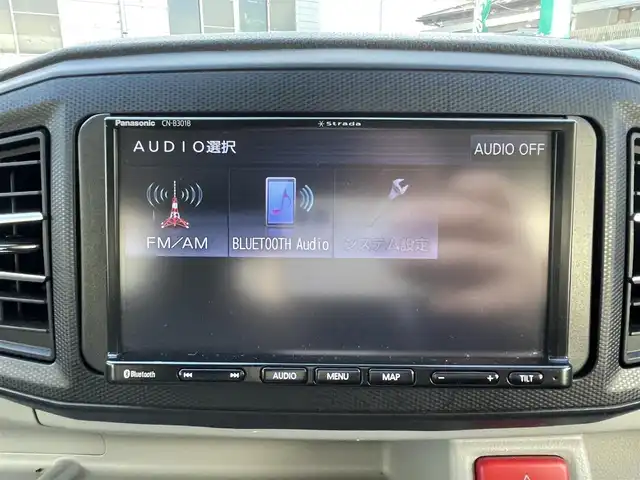 ダイハツ ミラ イース X SAⅢ 宮城県 2017(平29)年 4.7万km ホワイト 社外SDナビ/FM/AM/BT/コーナーセンサー/横滑り防止装置/衝突被害軽減システム/アイドリングストップ/LEDライト/オートマチックハイビーム/盗難防止装置/純正スチール冬タイヤ14インチ/社外アルミ夏タイヤ14インチ/電動格納ミラー/前後ドライブレコーダー/フロアマット/ETC