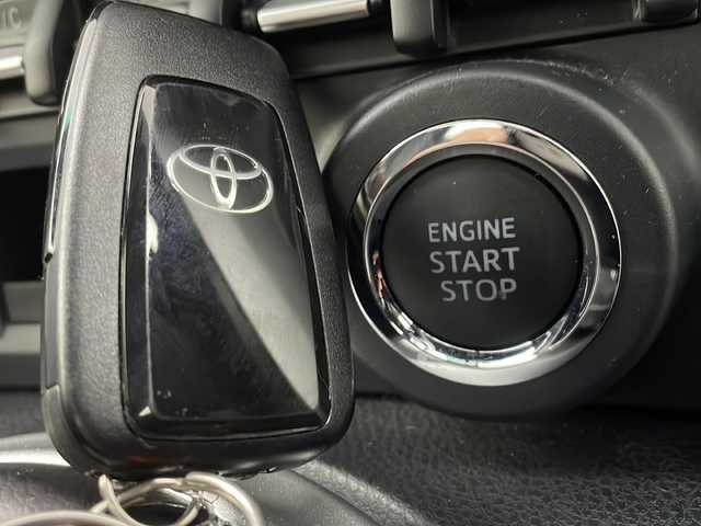 トヨタ ８６ GT 福島県 2018(平30)年 2.4万km ダークグレーメタリック /禁煙車//リアスポイラー//純正7インチナビ/・BT.CD.SD.AUX/・ワンセグTV//バックカメラ//ETC//ドライブレコーダー（F）//プッシュスタート//スマートキー×2//横滑り防止//LEDヘッドライト//LEDフォグライト//純正フロアマット//純正17インチAW