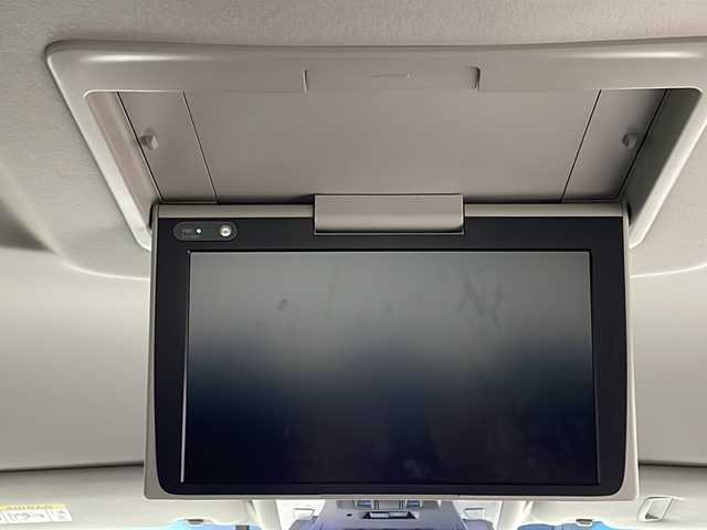 トヨタ アルファード S Cパッケージ 沖縄県 2022(令4)年 5.8万km ホワイトパールクリスタルシャイン ワンオーナー　/禁煙車/純正９インチナビ/（フルセグＴＶ　Ｂｌｕｅｔｏｏｔｈ）/バックカメラ/純正フリップダウンモニター　/モデリスタエアロ/前後ドライブレコーダー　/両側パワースライドドア　/社外デジタルインナーミラー/ＥＴＣ２．０/トヨタセーフティセンス/・プリクラッシュセーフティ/・レーンディパーチャーアラート/・オートマチックハイビーム/クルーズコントロール/レザーシート/パワーシート/シートヒーター、エアシート