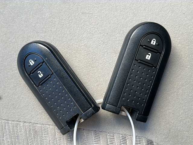 ダイハツ ムーヴ X SA 広島県 2014(平26)年 5.9万km パールホワイトⅢ 社外ナビ【AVIC-RZ86】/(CD/DVD/MSV/BT/SD)/衝突軽減/横滑り防止/ヘッドライトレベライザー/オートライト/スマートキー/プッシュスタート/スペアキー/ETC/ドアバイザー/リアセンサー/純正フロアマット/電格ミラー