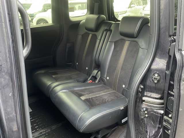 ホンダ Ｎ ＢＯＸ カスタム G L ターボ ホンダセンシング 青森県 2017(平29)年 7.8万km プレミアムベルベットパープル・パール ・4WD/・純正OPナビ/・バックカメラ/・フルセグ/CD/DVD/BT/・社外フリップダウンモニター/・両側パワースライドドア/・衝突軽減ブレーキ/・レーンキープアシスト/・追従型クルーズコントロール/・電子式パーキングブレーキ/・D＋N席シートヒーター/・オートマチックハイビーム/・パドルシフト/・純正ドライブレコーダー/・純正ETC/・社外AW冬タイヤ積込/・純正AW15インチ/・保証書・取説