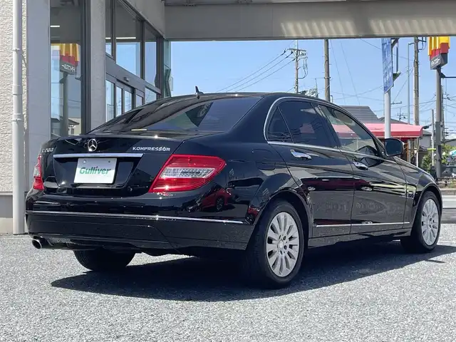 メルセデス・ベンツ Ｃ２００ コンプレッサー エレガンス 埼玉県 2009(平21)年 2.6万km オブシディアンブラック ・純正ナビ/・バックカメラ/・ETC/・ドライブレコーダー/・キーレスキー/・クルーズコントロール/・パワーシート/・革巻きステアリング/・ステアリングスイッチ/・リモートトランクリリース/・後席アームレスト/・電格ミラー/・オートライト/・HIDヘットライト/・フォグライト/・ヘットライトウォッシャー/・ウィンカーミラー/・純正16インチアルミ/・取扱説明書