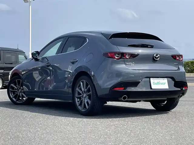 マツダ マツダ３ファストバック XD バーガンディセレクション 島根県 2019(令1)年 3.8万km ポリメタルグレーM 4WD/ワンオーナー/スマートシティブレーキ/純正ナビ/CD/DVD/DTV/Bluetooth/USB/HDMI/全方位カメラ/BOSEサウンド/レーダークルーズコントロール/HUD/赤革シート/パワーシート/シートヒーター /メモリーシート/社外AW付きスタッドレス積込/スマートキー/プッシュスタート /ステアリングスイッチ/ステアリングヒーター/パドルシフト/前後ドライブレコーダー/LEDオートライト/オートマチックハイビーム /純正18インチアルミホイール