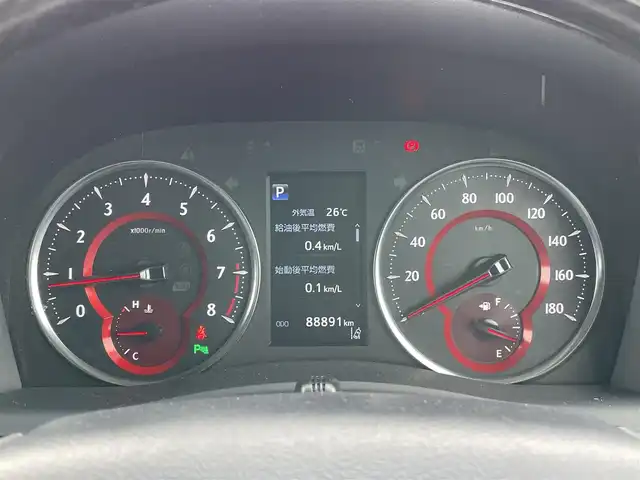 トヨタ ヴェルファイア ZG 道央・札幌 2018(平30)年 8.9万km ホワイトパールクリスタルシャイン ４WD/寒冷地仕様/純正ディーラーOPナビ/トヨタセーフティセンス/プリクラッシュセーフティ/横滑り防止装置/レーダークルーズコントロール/レーンキープアシスト/クリアランスソナー/バックカメラ/ビルトインETC2.0/ドライブレコーダー/アイドリングストップ/両側パワースライドドア/パワーバックドア/前席/２列目パワーシート/D席メモリーシート/前席シートヒーター/前席エアシート/N席/２列目オットマン/レザーシート/ステアリングリモコン/ハンドルヒーター/デジタルインナーミラー/電動パーキング/ブレーキホールド/プッシュスタート/スマートキー/LEDヘッドライト/オートライト/オートハイビーム/フォグランプ/電動格納ミラー/ウィンカーミラー/純正フロアマット/スペアキー/純正AW付冬タイヤ積込/235/50/R18/2022年/山8mm