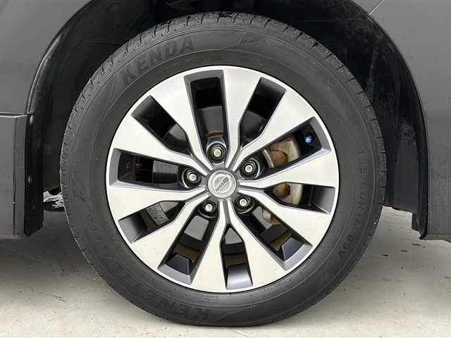 日産 セレナ ハイウェイスターVセレクションⅡ 宮城県 2017(平29)年 6.2万km ダイヤモンドブラック 禁煙車/プロパイロット/エマージェンシーブレーキ/車線逸脱警報/アラウンドビューモニター/パーキングアシスト/純正フリップダウンモニター/純正9インチナビ/・CD.DVD.SD.BT/フルセグTV/両側パワースライドドア/純正ドライブレコーダー（F）/ビルトインETC/アイドリングストップ/横滑り防止装置/LEDヘッドライト/フォグランプ/プッシュスタート/スマートキー/電動パーキングブレーキ/オートホールド/純正16インチアルミホイール/純正フロアマット/後席ロールサンシェード/シートバックテーブル