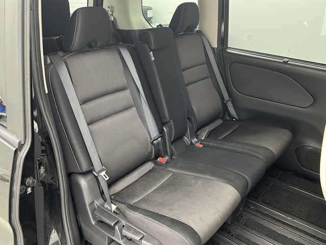 日産 セレナ ハイウェイスターVセレクションⅡ 宮城県 2017(平29)年 6.2万km ダイヤモンドブラック 禁煙車/プロパイロット/エマージェンシーブレーキ/車線逸脱警報/アラウンドビューモニター/パーキングアシスト/純正フリップダウンモニター/純正9インチナビ/・CD.DVD.SD.BT/フルセグTV/両側パワースライドドア/純正ドライブレコーダー（F）/ビルトインETC/アイドリングストップ/横滑り防止装置/LEDヘッドライト/フォグランプ/プッシュスタート/スマートキー/電動パーキングブレーキ/オートホールド/純正16インチアルミホイール/純正フロアマット/後席ロールサンシェード/シートバックテーブル