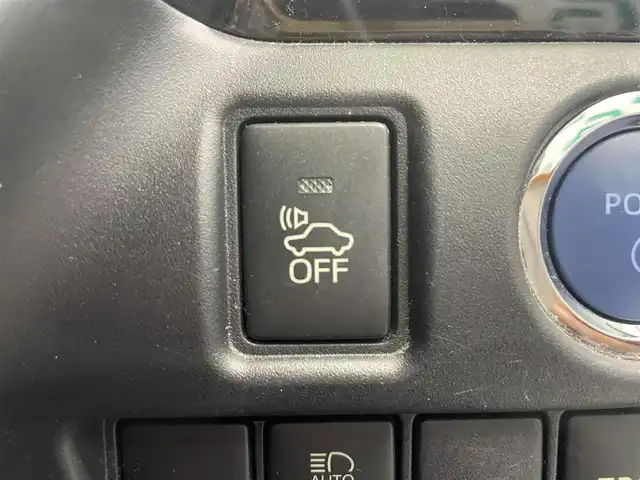 トヨタ ノア ハイブリッド Si ダブルバイビー 鹿児島県 2018(平30)年 8.6万km ホワイトパールクリスタルシャイン 禁煙車/トヨタセーフティセンスC/　・プリクラッシュセーフティ/　・レーンディバーチャーアラート/　・オートマチックハイビーム/先行車発進告知機能/クルーズコントロール(追従走行無し)/純正9型ナビ/　・Bluetooth/　・フルセグTV/　・CD/DVD/　・AM/FM/純正後席モニター/両側パワースライドドア/ETC/モデリスタエアロ/全席オートパワーウィンドウ/純正フロアマット/電動格納ミラー/ステアリングリモコン