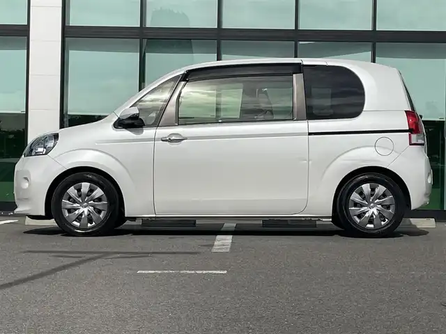 トヨタ ポルテ F ラフィネ 和歌山県 2020(令2)年 3.9万km ホワイトパールクリスタルシャイン 純正ナビ/フルセグTV/バックカメラ/プリクラッシュセーフティー/クリアランスソナー/横滑り防止機能/アイドリングストップ/片側パワードア/電動格納ミラー/ドライブレコーダー/ビルトインETC/純正ホイールキャップ/オートライト/オートマチックハイビーム