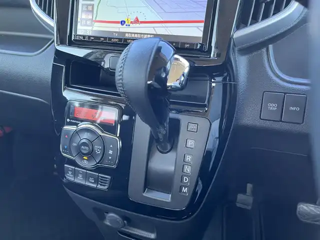 スズキ ソリオ バンディット HV MV 鳥取県 2019(平31)年 6.7万km ミッドナイトバイオレットメタリック 純正8インチナビ/フルセグ/DVD/CD/BT/USB/バックカメラ・ETC/前後ドライブレコーダー/運転席シートヒーター/デュアルカメラブレーキサポート/レーダークルーズコントロール/レーンキープアシスト/LEDヘットライト/純正15インチアルミホイール/片側パワースライドドア/プッシュエンジンスタート/アイドリングストップ/フロアマット/ドアバイザー/保証書・取扱説明書/スペアキー