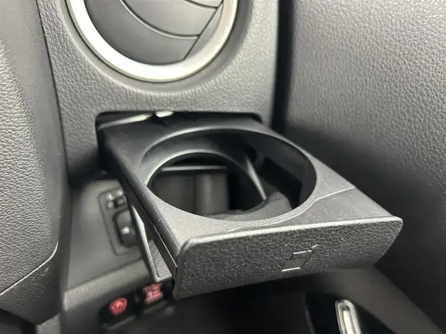 日産 デイズ ルークス ハイウェイスターX 千葉県 2019(令1)年 5.1万km ホワイトパール 禁煙車/エマージェンシーブレーキ/レーンキープアシスト/オートハイビーム/アラウンドビューモニター/片側パワースライドドア/純正メモリナビ/　CD/DVD/BT/フルセグTV/電動格納ミラー/革巻きステアリング/ステアリングスイッチ/電動格納ミラー/LEDヘッドライト/純正14インチアルミホイール