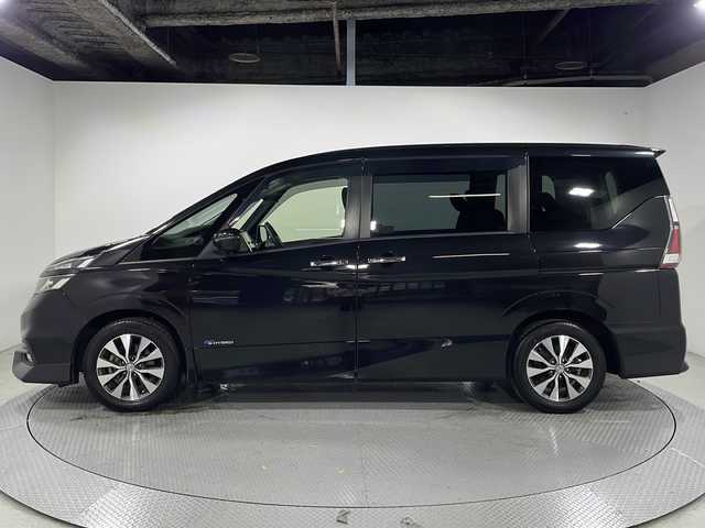 日産 セレナ ハイウェイスター プロパイロットED 広島県 2017(平29)年 5.4万km ダイヤモンドブラック 禁煙車/純正９型ナビ/ALPINE後席フリップダウンモニター/バックカメラ/フロントエアロ/両側パワースライドドア/レーダークルーズコントロール/ＥＴＣ/レーンキープ/衝突被害軽減/踏み間違い防止/コーナーセンサー/純正16インチアルミホイール(195/60/R16)/エアバッグ(運転席/助手席/サイド/カーテン)