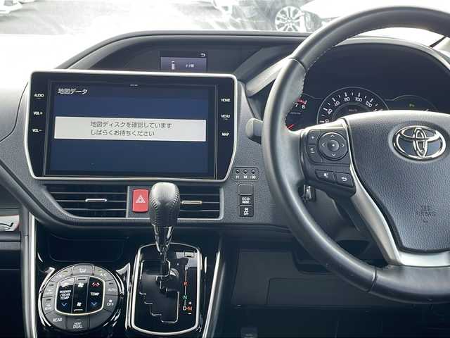 トヨタ ヴォクシー ZS 煌Ⅲ 千葉県 2020(令2)年 2.8万km ブラック 10型ナビNSZN-Z68T バックカメラ 両側電動スライドドア ビルトインETC USB クルコン PCS AHB レーンアシスト ソナー LEDライト オートライト セーフティセンス スマートキー