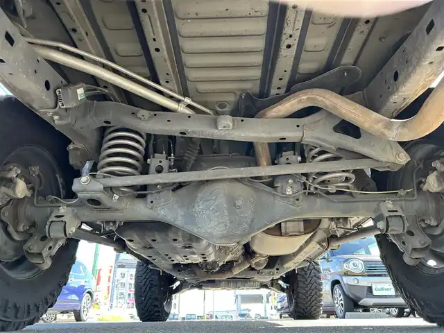 トヨタ ＦＪクルーザー カラーパッケージ 宮城県 2014(平26)年 6.6万km ホワイト/スモーキーブルー JAOS BATTLEZリフトアップ　/BajaRack製ルーフラック/社外メモリナビ（AVIC-RZ801）/・CD/DVD/・Bluetooth/・フルセグTV/バックカメラ/リアパーキングセンサー/革巻きステアリング/クルーズコントロール/HIDヘッドランプ/リモコンキー/スペアキー1本/フロアマット/ドアバイザー/W/サイド/カーテンエアバッグ