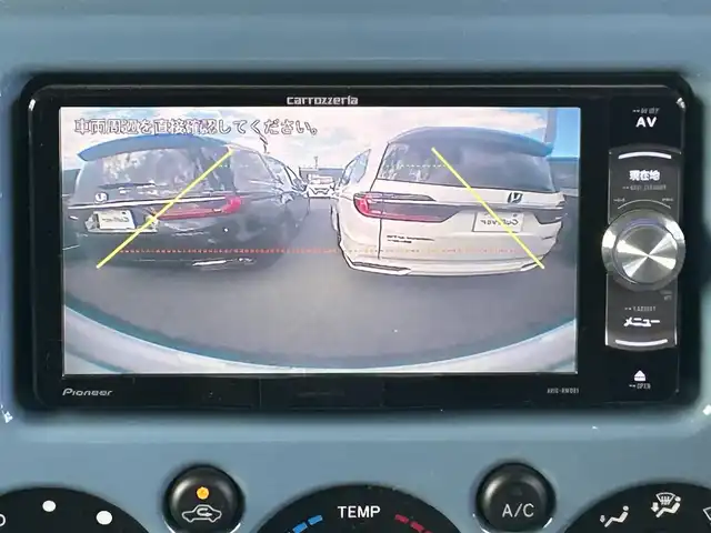 トヨタ ＦＪクルーザー カラーパッケージ 宮城県 2014(平26)年 6.6万km ホワイト/スモーキーブルー JAOS BATTLEZリフトアップ　/BajaRack製ルーフラック/社外メモリナビ（AVIC-RZ801）/・CD/DVD/・Bluetooth/・フルセグTV/バックカメラ/リアパーキングセンサー/革巻きステアリング/クルーズコントロール/HIDヘッドランプ/リモコンキー/スペアキー1本/フロアマット/ドアバイザー/W/サイド/カーテンエアバッグ