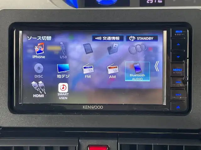 ダイハツ タント カスタム RS 愛知県 2024(令6)年 0.3万km シャイニングホワイトパール 7インチナビ/（CD/DVD/Bluetooth/フルセグTV）/バックカメラ/スマートアシストIII/・衝突軽減ブレーキ/・レーンキープアシスト/・オートマチックハイビーム/・誤発進抑制機能/・パーキングセンサー/ETC/シートヒーター/両側パワースライドドア/純正15インチアルミホイール/アイドリングストップ/スマートキー/スペアキー1本/プッシュスタート/LEDヘッドライト/フロントフォグランプ/オートライト/純正フロアマット/横滑り防止装置
