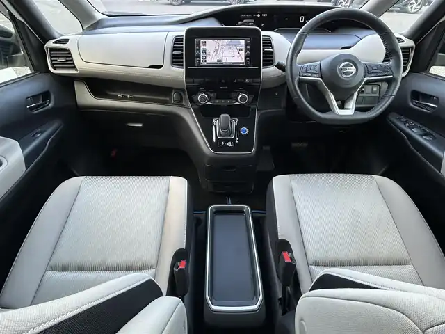 日産 セレナ e－パワー ハイウェイスター 福島県 2020(令2)年 1.1万km ブリリアントホワイトパール 2トーン ワンオーナー/純正ナビゲーション/バックカメラ/フルセグTV/両側スライドドア/クルーズコントロール/エマージェンシーブレーキ/車線逸脱警報（LDW）/車線逸脱防止支援（LDP）/後側方車両検知警報（BSW）/後側方衝突防止支援（BSI）/オートヘッドライト/フォグライト/ドアバイザー/フロアマット/クリアランスソナー/純正ナビ連動ドライブレコーダー/ETC
