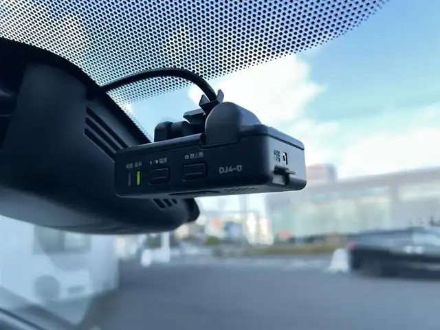 日産 セレナ e－パワー ハイウェイスター 福島県 2020(令2)年 1.1万km ブリリアントホワイトパール 2トーン ワンオーナー/純正ナビゲーション/バックカメラ/フルセグTV/両側スライドドア/クルーズコントロール/エマージェンシーブレーキ/車線逸脱警報（LDW）/車線逸脱防止支援（LDP）/後側方車両検知警報（BSW）/後側方衝突防止支援（BSI）/オートヘッドライト/フォグライト/ドアバイザー/フロアマット/クリアランスソナー/純正ナビ連動ドライブレコーダー/ETC