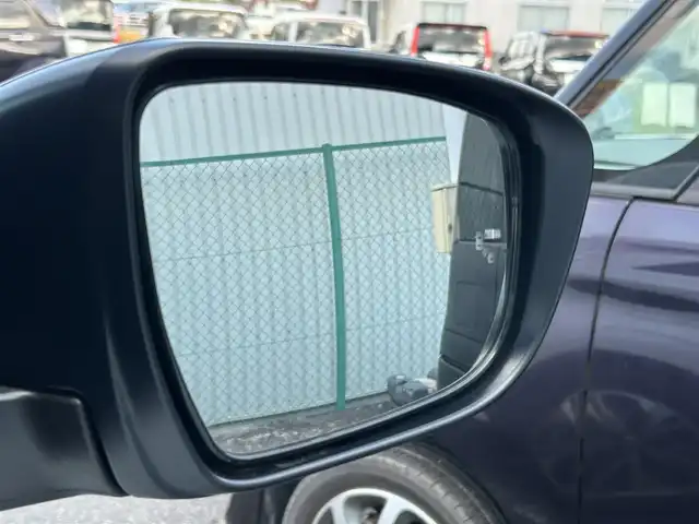 日産 セレナ e－パワー ハイウェイスター 福島県 2020(令2)年 1.1万km ブリリアントホワイトパール 2トーン ワンオーナー/純正ナビゲーション/バックカメラ/フルセグTV/両側スライドドア/クルーズコントロール/エマージェンシーブレーキ/車線逸脱警報（LDW）/車線逸脱防止支援（LDP）/後側方車両検知警報（BSW）/後側方衝突防止支援（BSI）/オートヘッドライト/フォグライト/ドアバイザー/フロアマット/クリアランスソナー/純正ナビ連動ドライブレコーダー/ETC