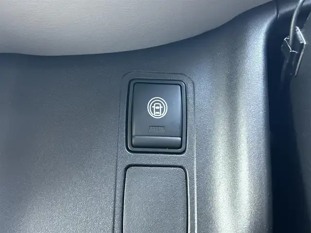 日産 セレナ e－パワー ハイウェイスター 福島県 2020(令2)年 1.1万km ブリリアントホワイトパール 2トーン ワンオーナー/純正ナビゲーション/バックカメラ/フルセグTV/両側スライドドア/クルーズコントロール/エマージェンシーブレーキ/車線逸脱警報（LDW）/車線逸脱防止支援（LDP）/後側方車両検知警報（BSW）/後側方衝突防止支援（BSI）/オートヘッドライト/フォグライト/ドアバイザー/フロアマット/クリアランスソナー/純正ナビ連動ドライブレコーダー/ETC