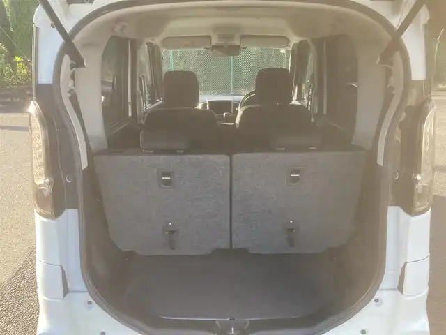 スズキ スペーシア カスタム Z 埼玉県 2017(平29)年 8.5万km クリスタルホワイトP (株)IDOMが運営する【じしゃロン鳩ヶ谷店】の自社ローン専用車両になりますこちらは現金またはオートローンご利用時の価格です。自社ローンご希望の方は別途その旨お申付け下さい/登録時84200km/オーディオレス/デュアルカメラブレーキサポート/・プリクラッシュセーフティシステム（ＰＣＳ）/・車線逸脱警報機能/左側パワースライドドア/右側イージークローズスライドドア/運転席シートヒーター/助手席シートアンダーボックス/ステアリングスイッチ/アイドリングストップ/オートライト/純正HIDヘッドライト/フロントフォグランプ/プッシュスタート/スマートキー/純正15インチAW/ダブルエアバッグ/横滑り防止機能/電動格納機能付きウインカーミラー/ベンチシート